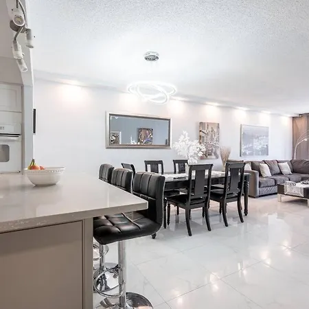 Ocean Reserve Luxury Condo At Sunny Isles Beach